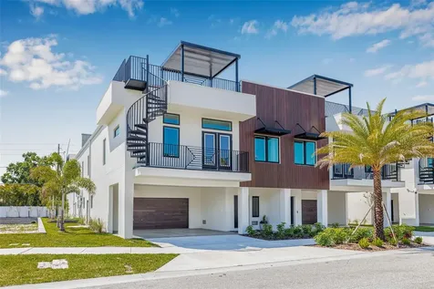 490 87th Avenue North St Petersburg FL 33702