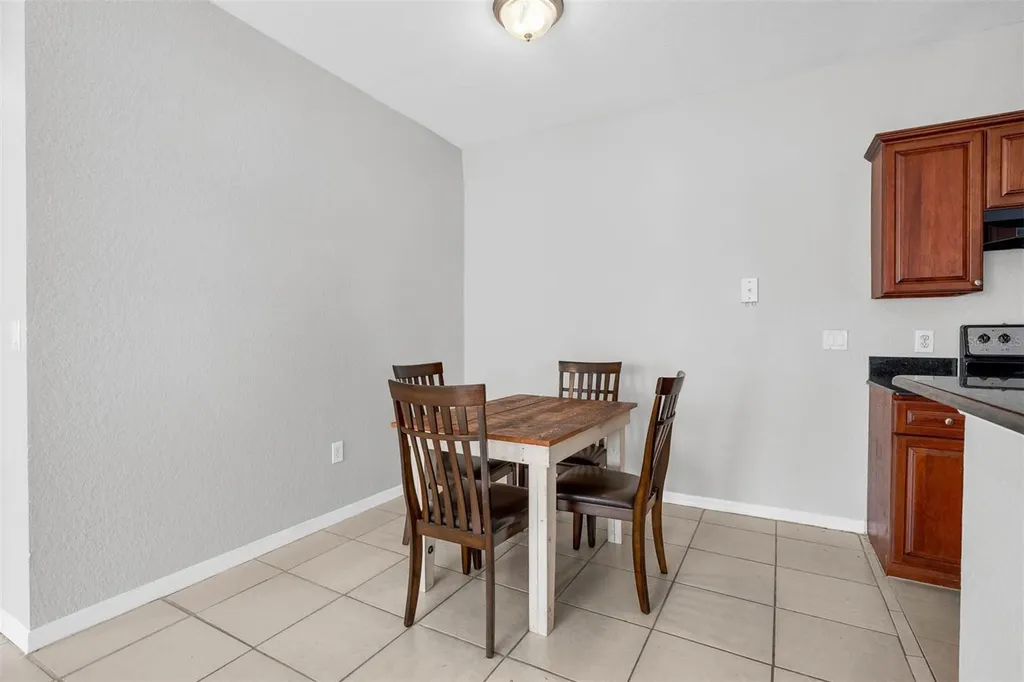 836 Grand Regency Point Altamonte Springs FL 32714