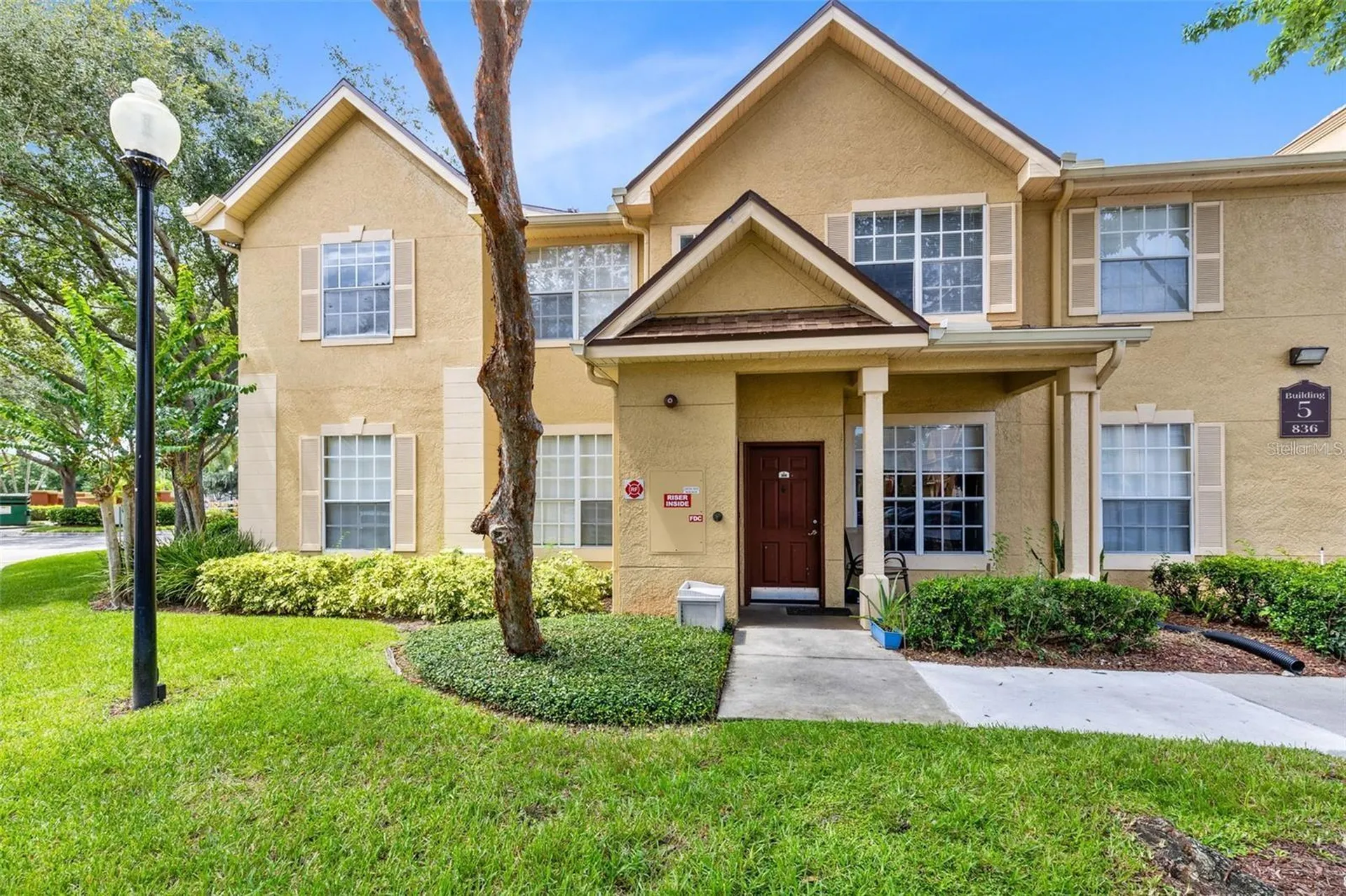 836 Grand Regency Point Altamonte Springs FL 32714