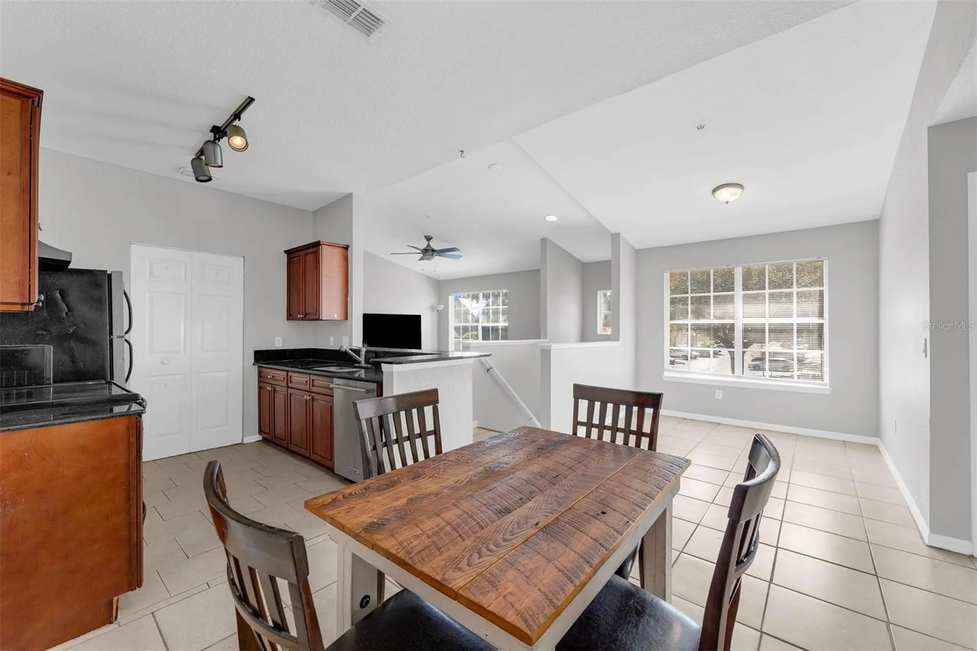 836 Grand Regency Point Altamonte Springs FL 32714