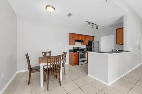 836 Grand Regency Point Altamonte Springs FL 32714
