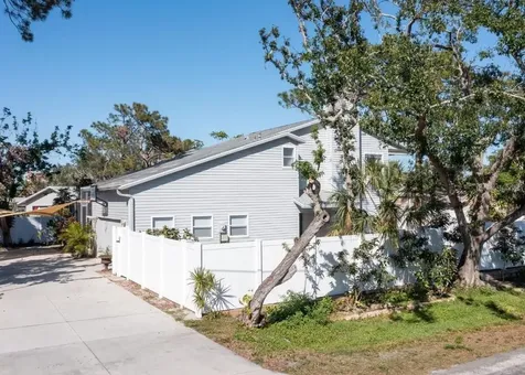 1705 Wharf Road Sarasota FL 34231