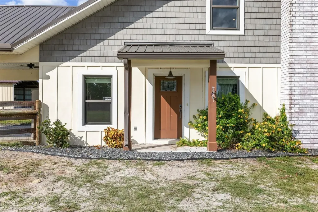 11999 County Road 223 Oxford FL 34484