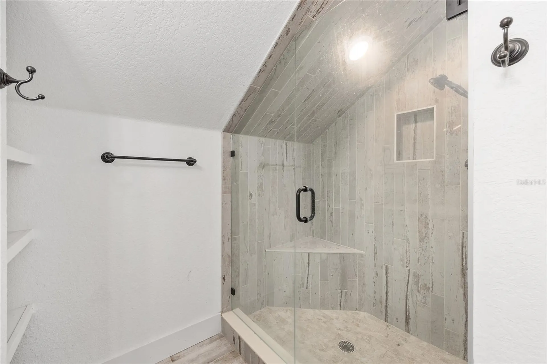11999 County Road 223 Oxford FL 34484