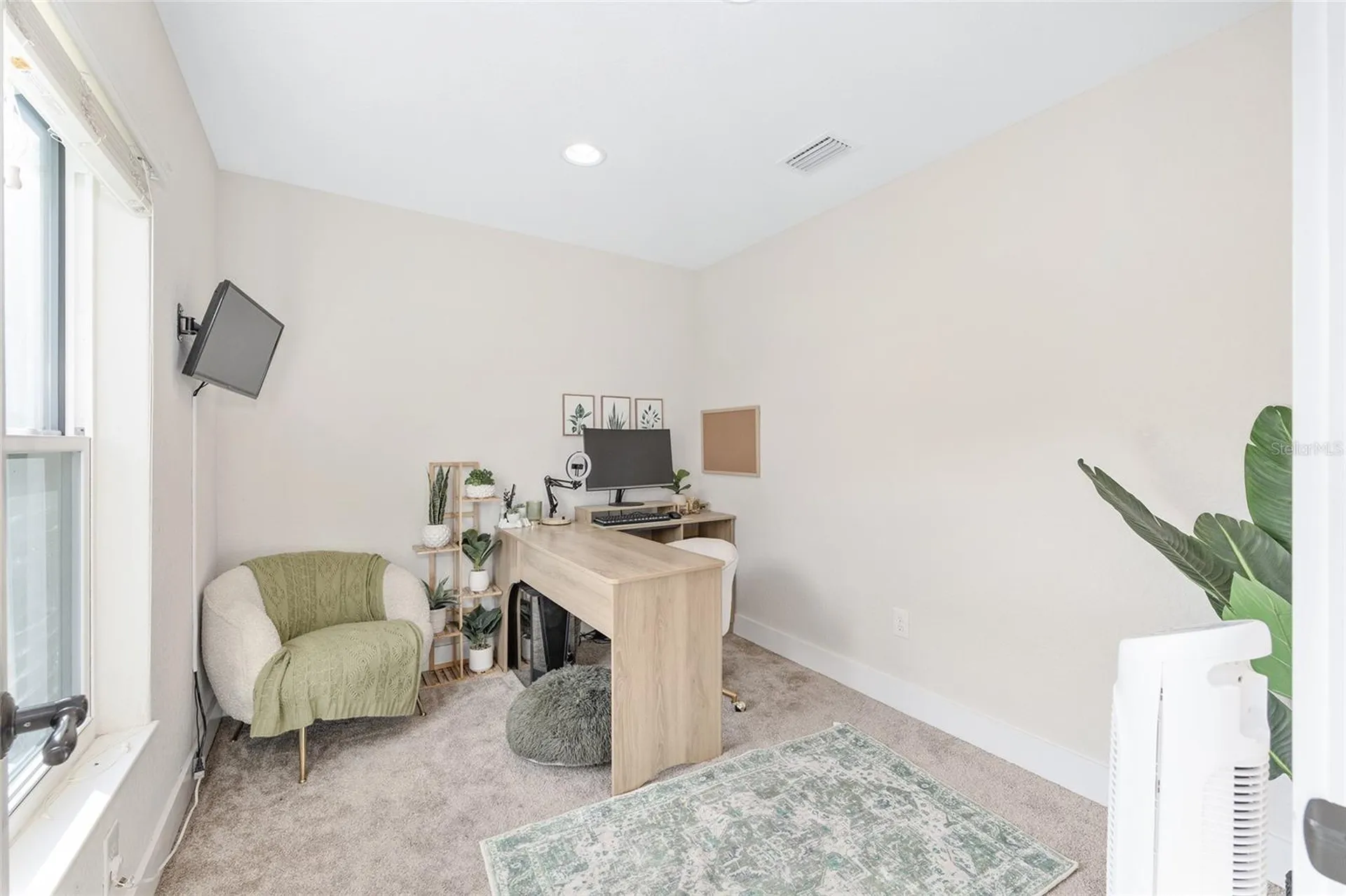 11999 County Road 223 Oxford FL 34484