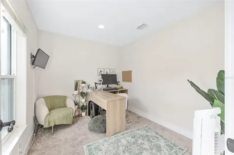 11999 County Road 223 Oxford FL 34484