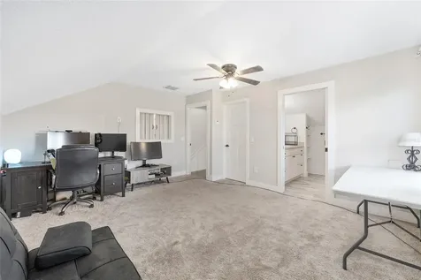 11999 County Road 223 Oxford FL 34484