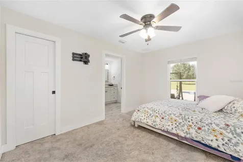 11999 County Road 223 Oxford FL 34484