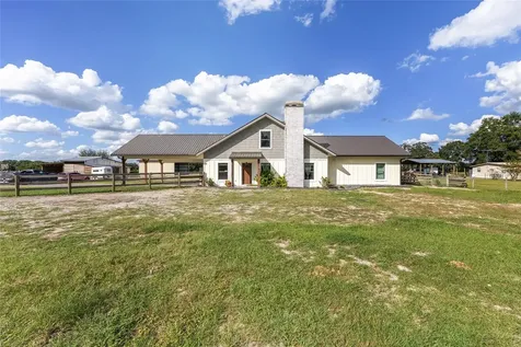 11999 County Road 223 Oxford FL 34484