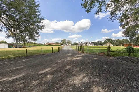11999 County Road 223 Oxford FL 34484