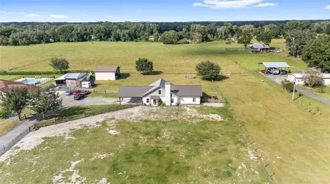 11999 County Road 223 Oxford FL 34484