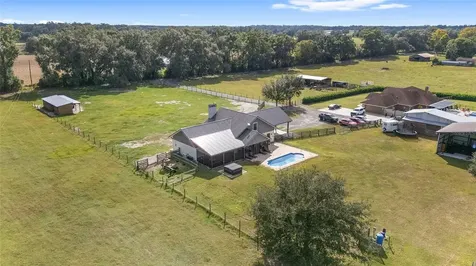 11999 County Road 223 Oxford FL 34484