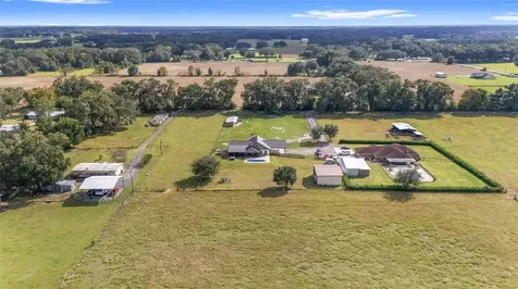 11999 County Road 223 Oxford FL 34484