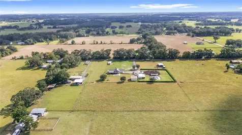 11999 County Road 223 Oxford FL 34484