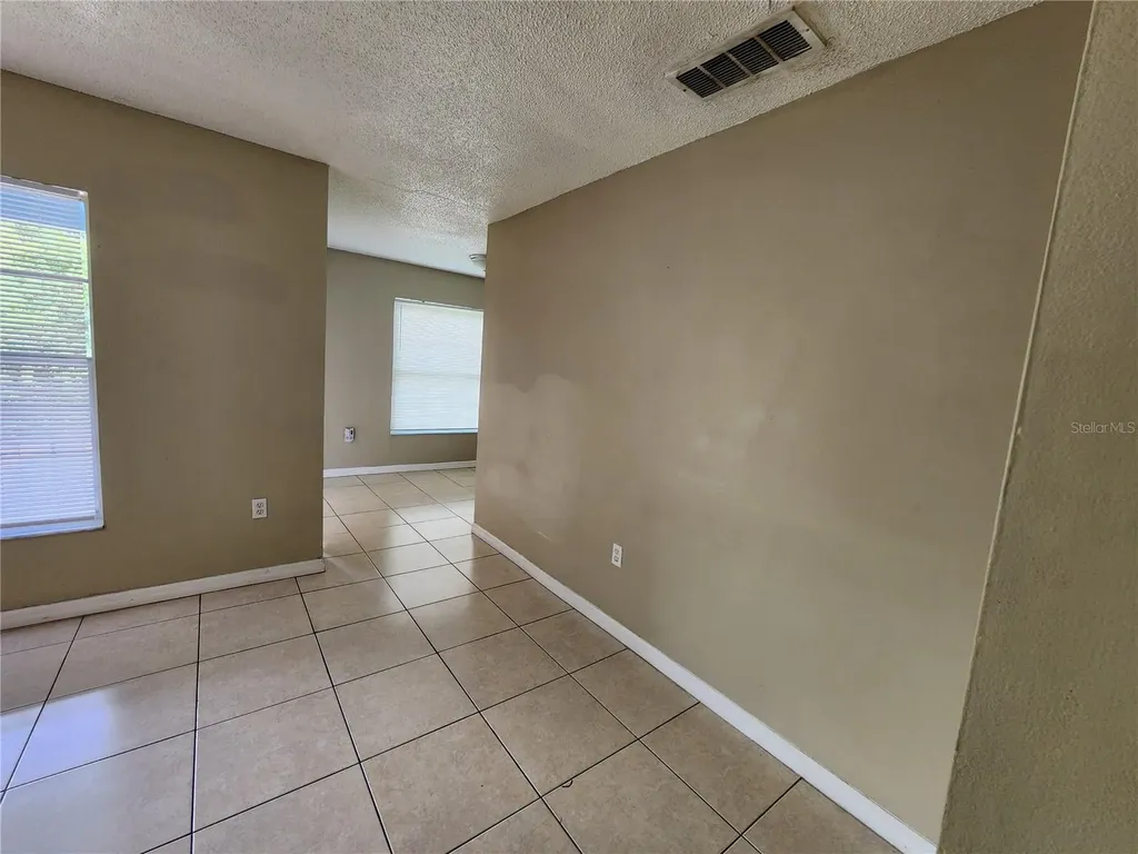 5228 Curry Ford Road Orlando FL 32812