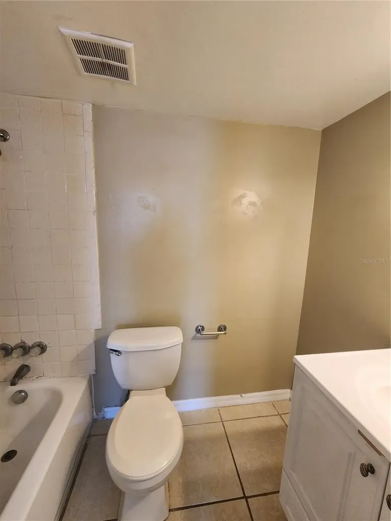 5228 Curry Ford Road Orlando FL 32812