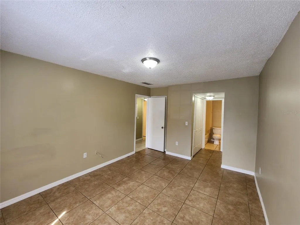 5228 Curry Ford Road Orlando FL 32812