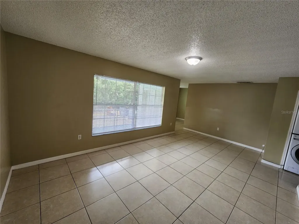 5228 Curry Ford Road Orlando FL 32812