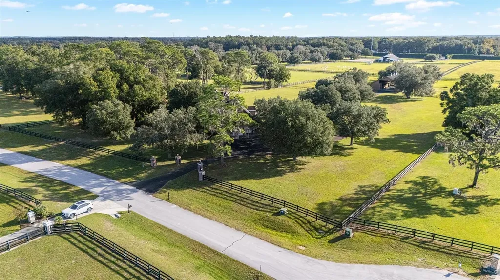 997 NW 63rd Court Ocala FL 34482