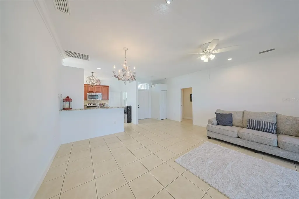 7113 52nd Drive E Bradenton FL 34203
