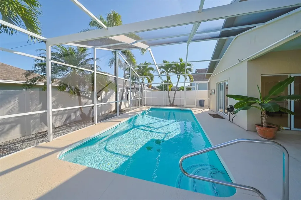 7113 52nd Drive E Bradenton FL 34203