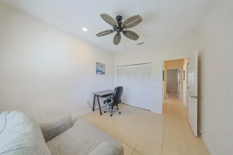 7113 52nd Drive E Bradenton FL 34203