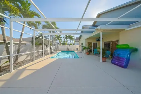 7113 52nd Drive E Bradenton FL 34203