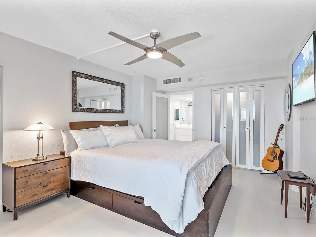 4822 Ocean Boulevard Sarasota FL 34242