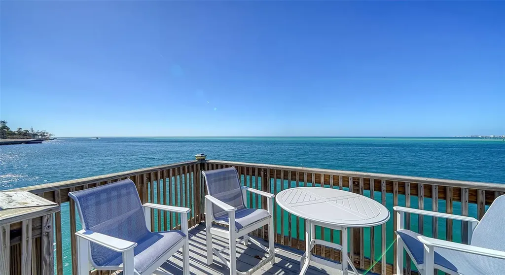 4822 Ocean Boulevard Sarasota FL 34242