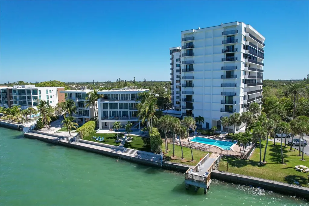 4822 Ocean Boulevard Sarasota FL 34242