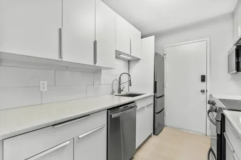 4822 Ocean Boulevard Sarasota FL 34242