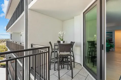 4822 Ocean Boulevard Sarasota FL 34242