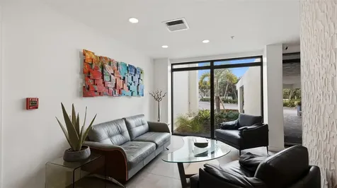 4822 Ocean Boulevard Sarasota FL 34242
