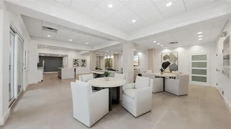 4822 Ocean Boulevard Sarasota FL 34242