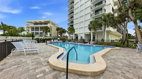 4822 Ocean Boulevard Sarasota FL 34242