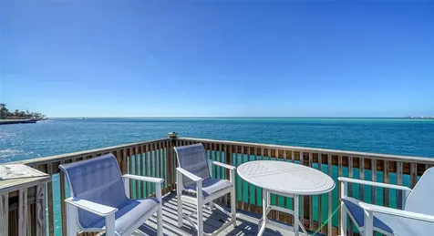 4822 Ocean Boulevard Sarasota FL 34242