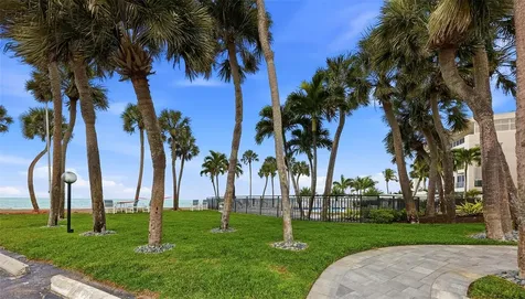 4822 Ocean Boulevard Sarasota FL 34242