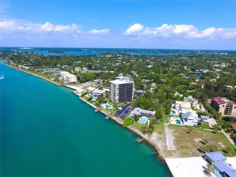 4822 Ocean Boulevard Sarasota FL 34242