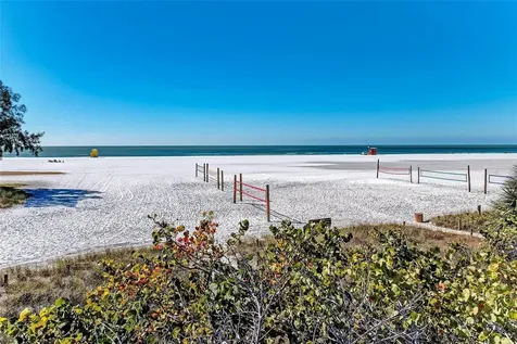 4822 Ocean Boulevard Sarasota FL 34242