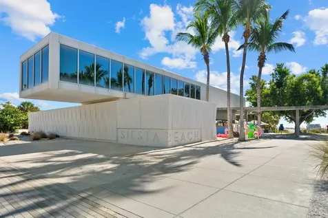 4822 Ocean Boulevard Sarasota FL 34242