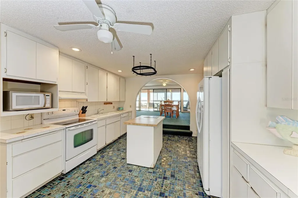 101 73rd Street Holmes Beach FL 34217