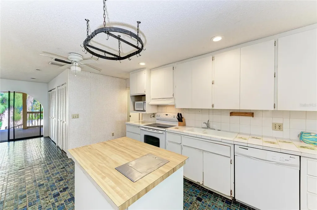 101 73rd Street Holmes Beach FL 34217