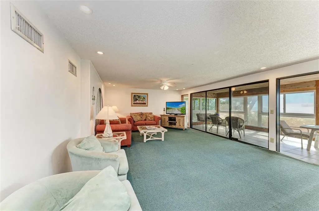 101 73rd Street Holmes Beach FL 34217