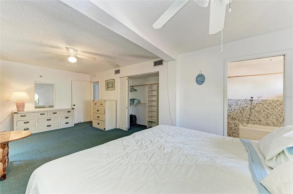 101 73rd Street Holmes Beach FL 34217