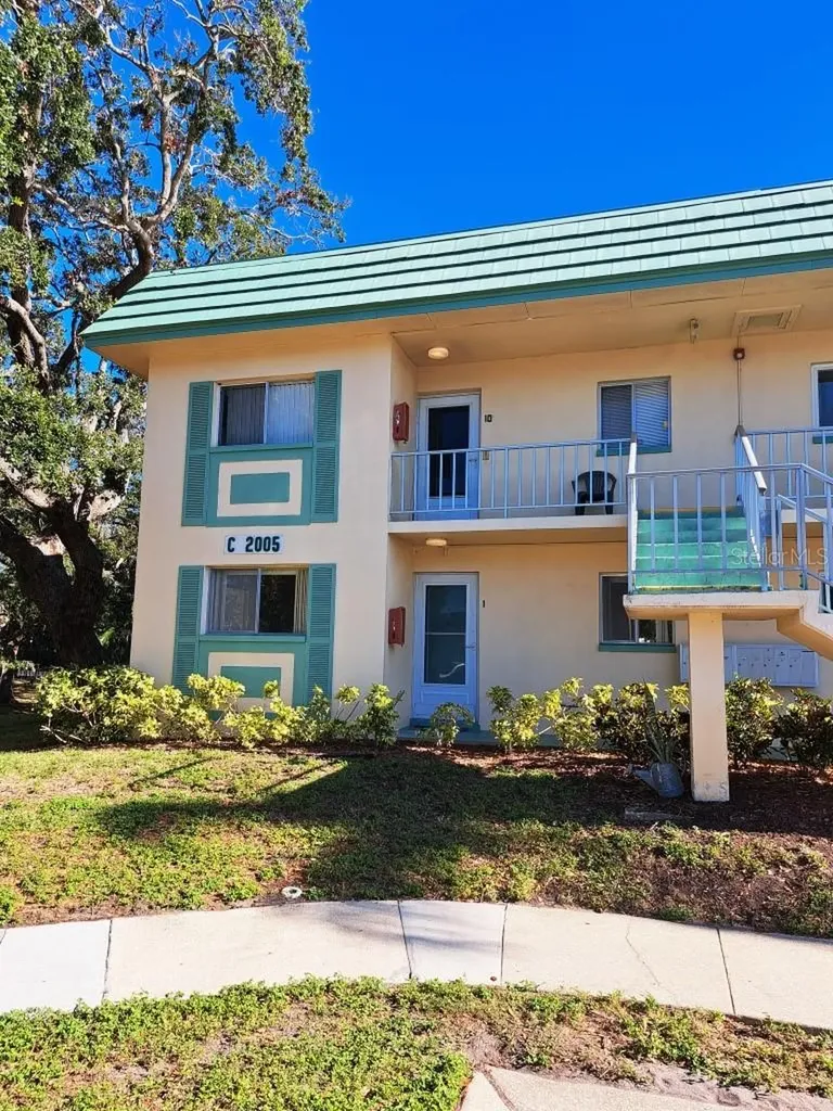2005 Greenbriar Boulevard Clearwater FL 33763