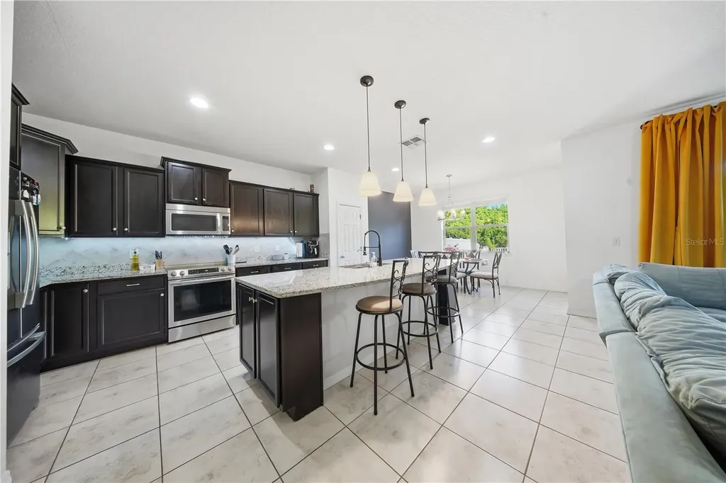1528 Gadsden Point Place Ruskin FL 33570