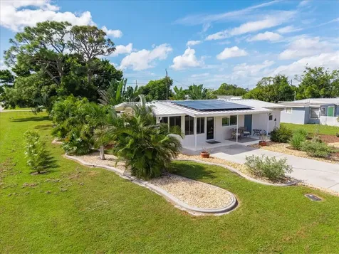 2830 10th Street Englewood FL 34224