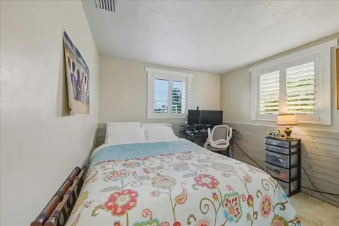 2830 10th Street Englewood FL 34224