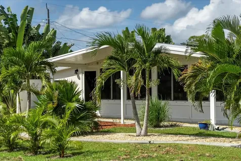 2830 10th Street Englewood FL 34224