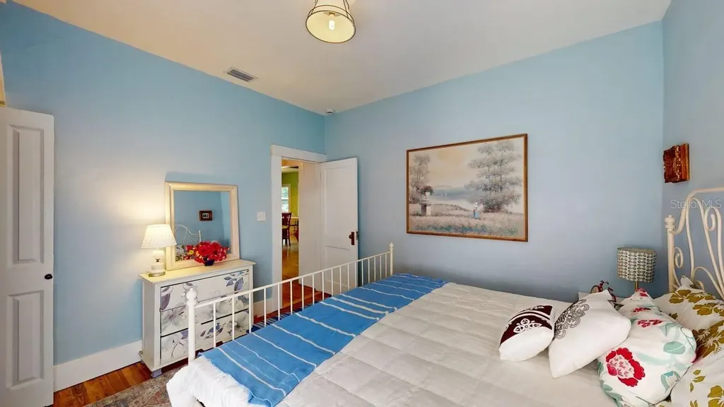 2010 S Maple Avenue Sanford FL 32771